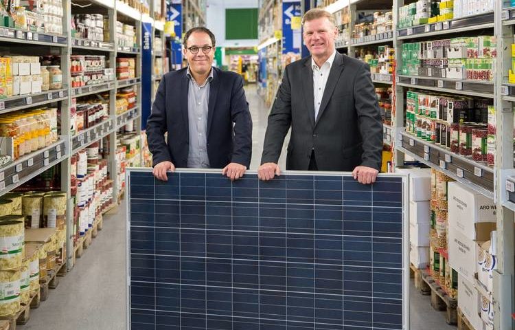 Wien Energie-GF Michael Strebl und Xavier Plotitza, CEO METRO Österreich